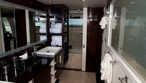 Yacht Algorythm - Master Bath 4